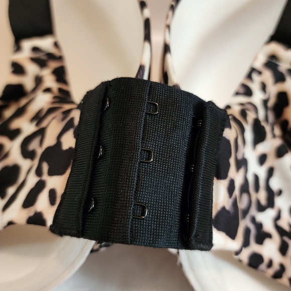 Secret Treasures Women Plus Size Underwire Plunge Bra NWT Cute Sexy Animal Print - Picture 3 of 12